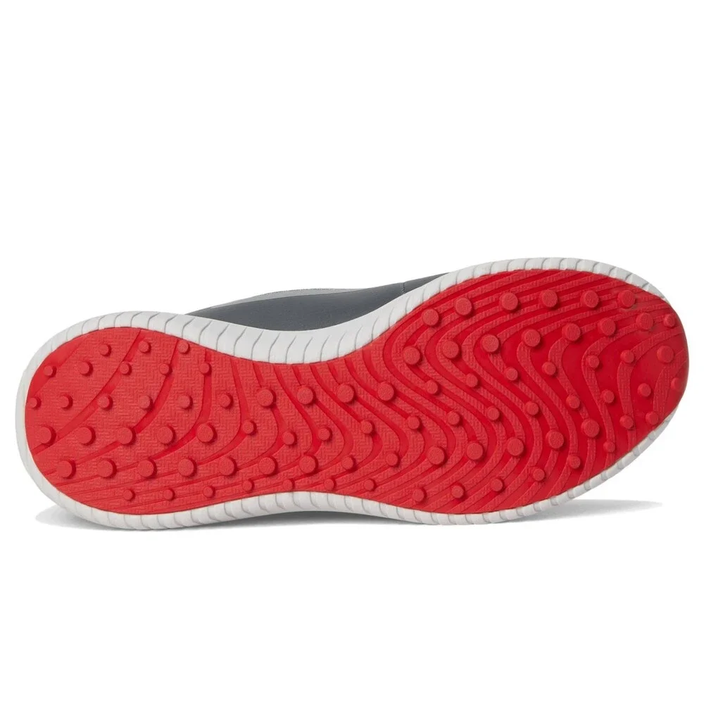 Skechers go golf